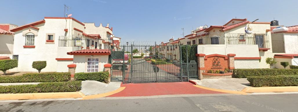 Casa en remate bancario en Villa del Real, Tecámac, Estado de México - foto 2