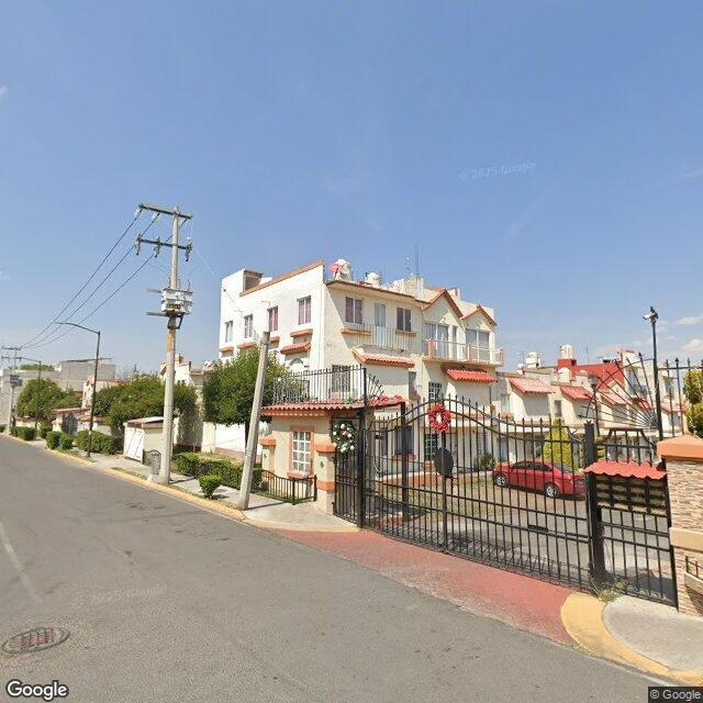 Casa en remate bancario en Villa del Real, Tecámac, Estado de México - foto 2