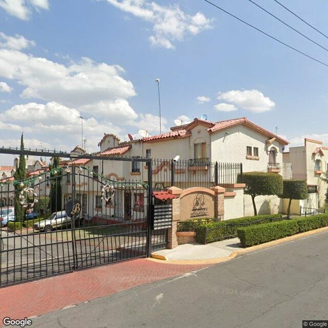 Casa en remate bancario en Villa del Real 6ta Seccion, Tecámac - foto 3