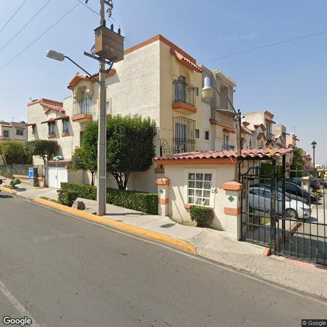 Casa en remate bancario en Villa del Real, Tecámac, Estado de México - foto 5