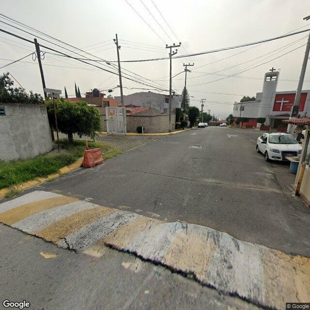 Casa en remate bancario en El Dorado, Tlalnepantla de Baz - foto 2
