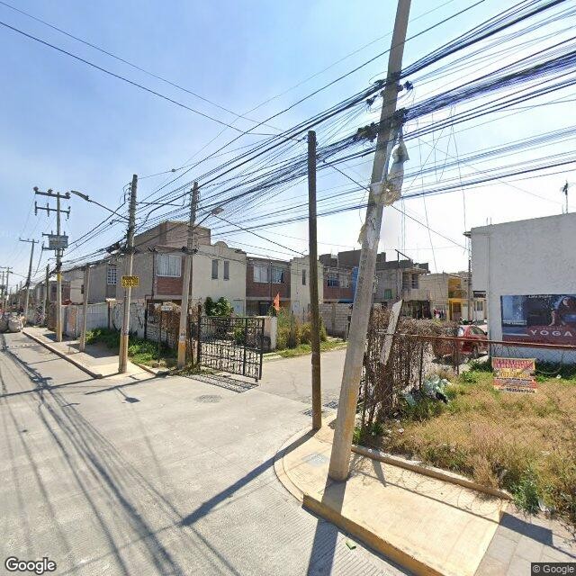 Casa en remate bancario en Pablo de las Salinas, Tultitlán - foto 2