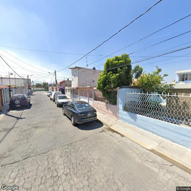 Casa en remate bancario en Jose Maria Morelos Prados, Tultitlán - foto 4
