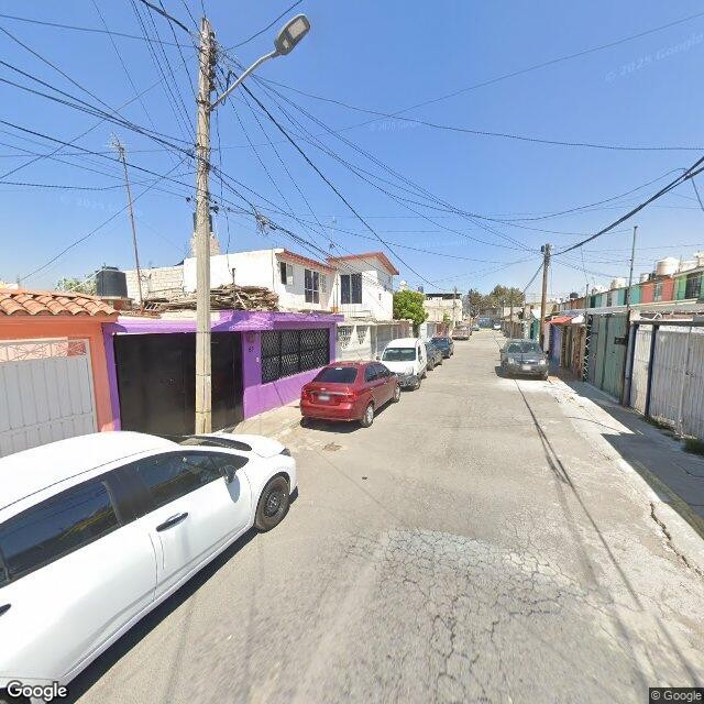Casa en remate bancario en Jose Maria Morelos Prados, Tultitlán - foto 3