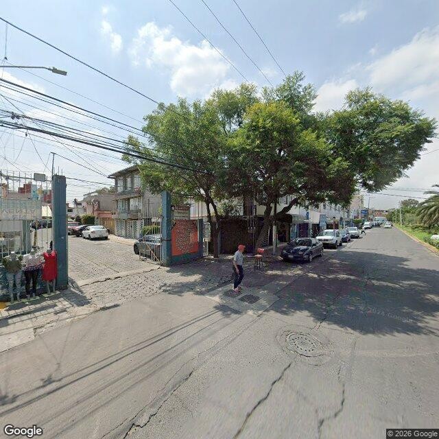 Casa en remate bancario en Bosques de Aragon, Nezahualcóyotl - foto 2