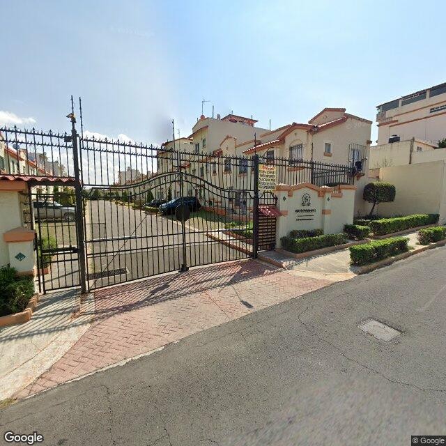 Casa en remate bancario en Villa del Real, Tecámac, Estado de México - foto 2