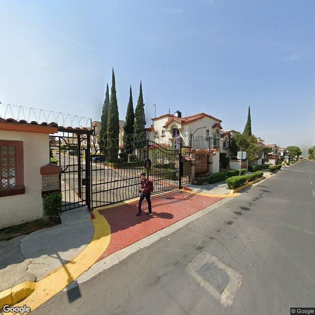 Casa en remate bancario en Villa del Real, Tecámac, Estado de México - foto 2