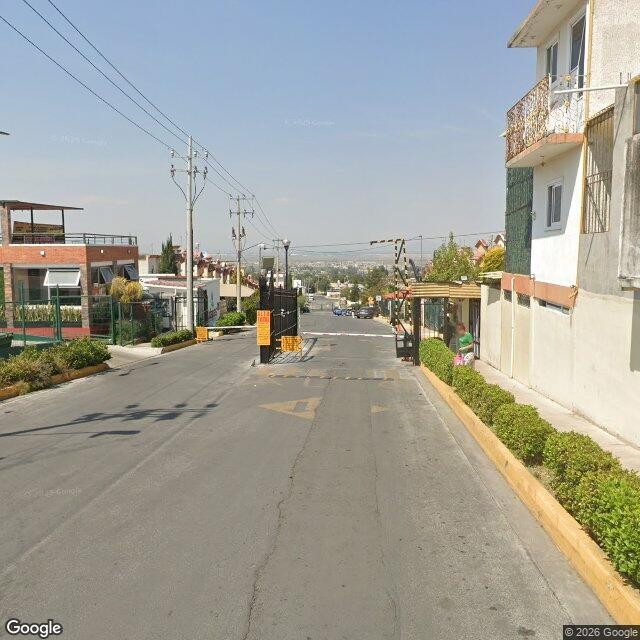 Casa en remate bancario en Cuauhtemoc, 55749 Ojo de Agua, Méx, Tecámac - foto 2