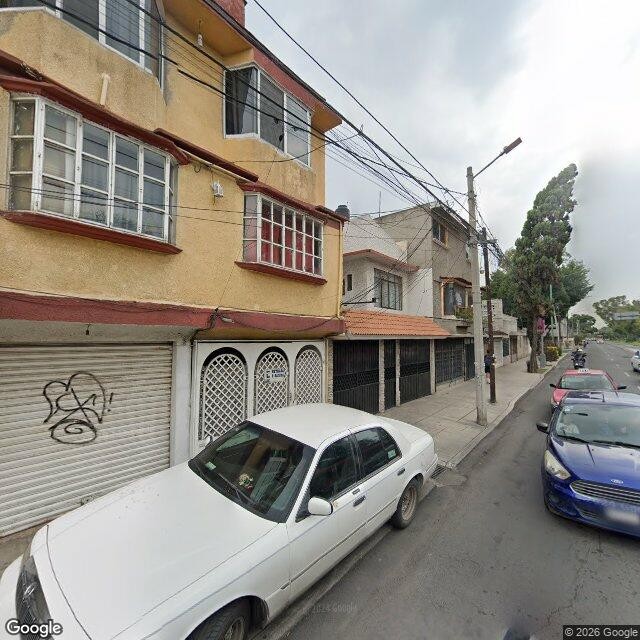 Casa en remate bancario en Gustavo A. Madero – 2 recámaras - foto 2