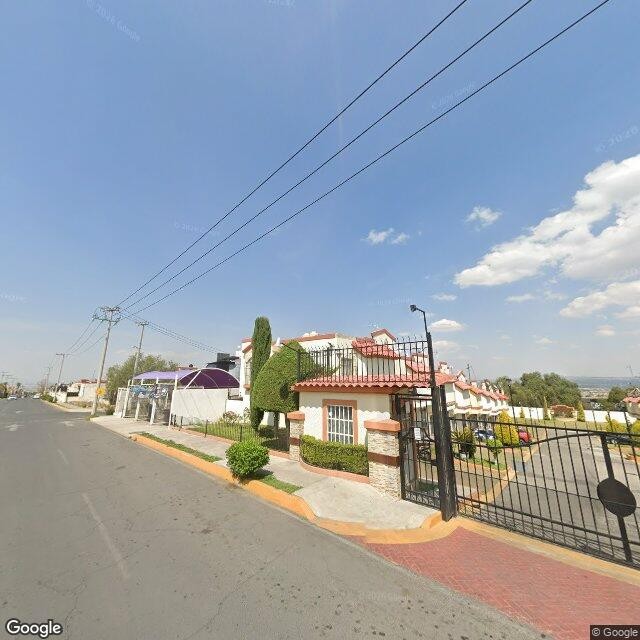 Casa en remate bancario en Villa de Real Sexta Seccion, Tecámac - foto 4