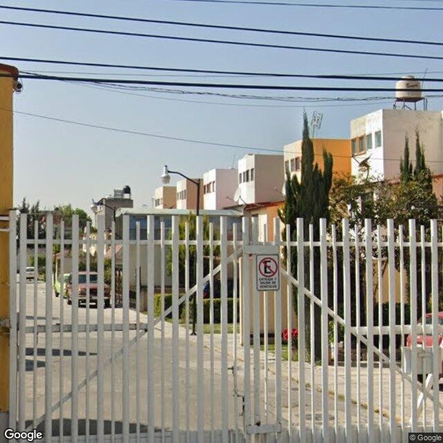 Casa en remate bancario en San Francisco Cuatliquixca, Tecámac - foto 2