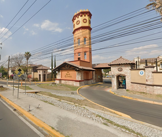 Casa en remate bancario en Real Castell, Tecámac, Estado de México - foto 3