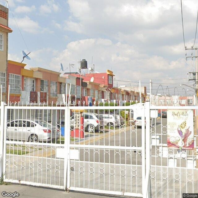 Casa en remate bancario en Los Heroes Tecamac, Tecámac – 2 recámaras - foto 2