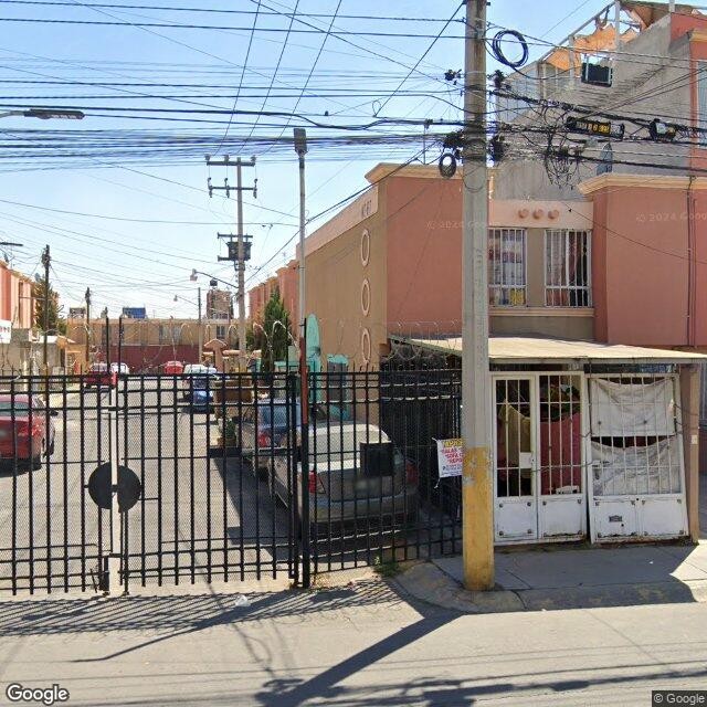 Casa en remate bancario en Los Heroes Tecamac, Tecámac – 2 recámaras - foto 3