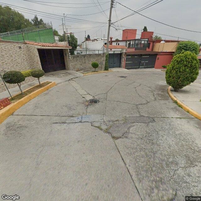 Casa en remate bancario en Jardines de San Mateo, Naucalpan de Juárez - foto 2