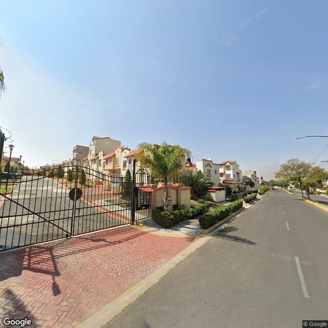 Casa en remate bancario en Villa del Real, Tecámac, Estado de México - foto 2