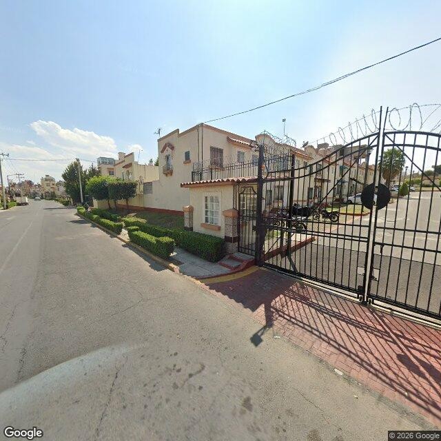 Casa en remate bancario en Villa del Real, Tecámac, Estado de México - foto 2