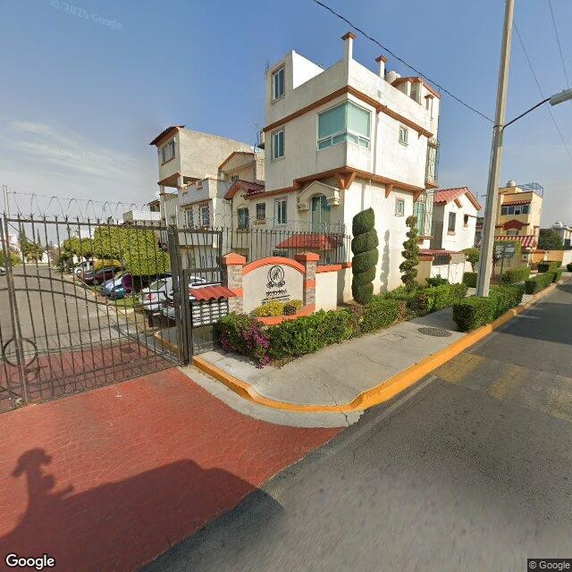 Casa en remate bancario en Villa del Real, Tecámac, Estado de México - foto 3