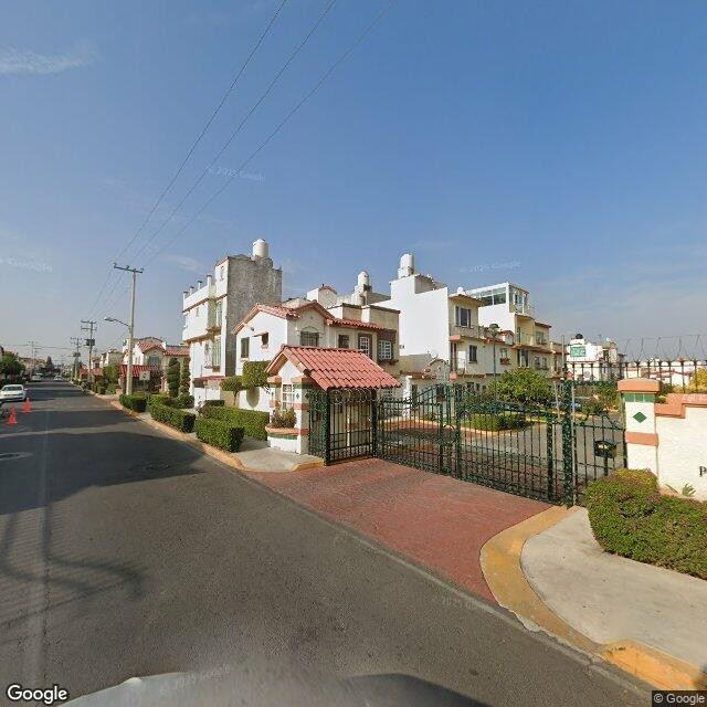 Casa en remate bancario en Villa del Real, Tecámac, Estado de México - foto 2