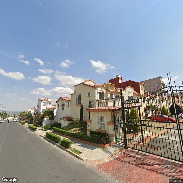 Casa en remate bancario en Villa del Real, Tecámac, Estado de México - foto 2