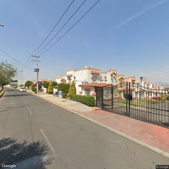 Casa en remate bancario en Villa del Real, Tecámac, Estado de México - foto 2