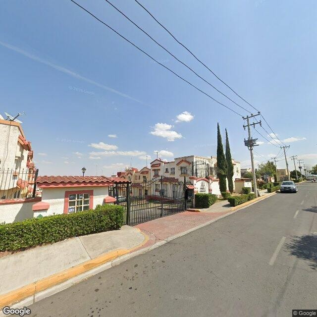 Casa en remate bancario en Villa del Real, Tecámac, Estado de México - foto 3