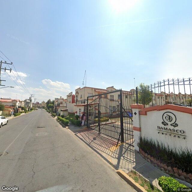 Casa en remate bancario en Villa del Real, Tecámac, Estado de México - foto 2