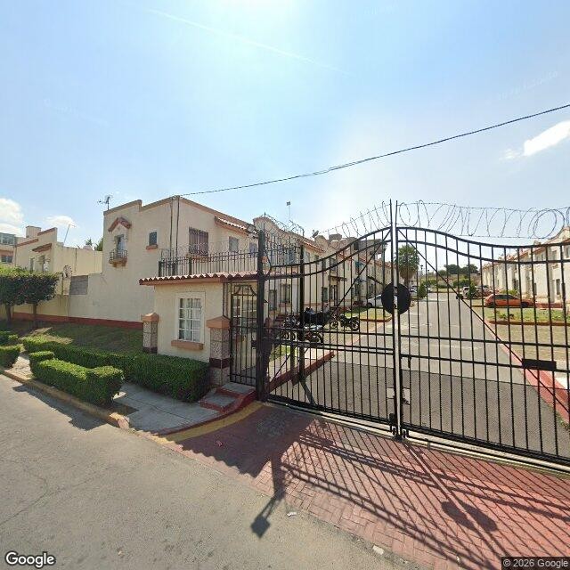 Casa en remate bancario en Villa del Real, Tecámac, Estado de México - foto 2