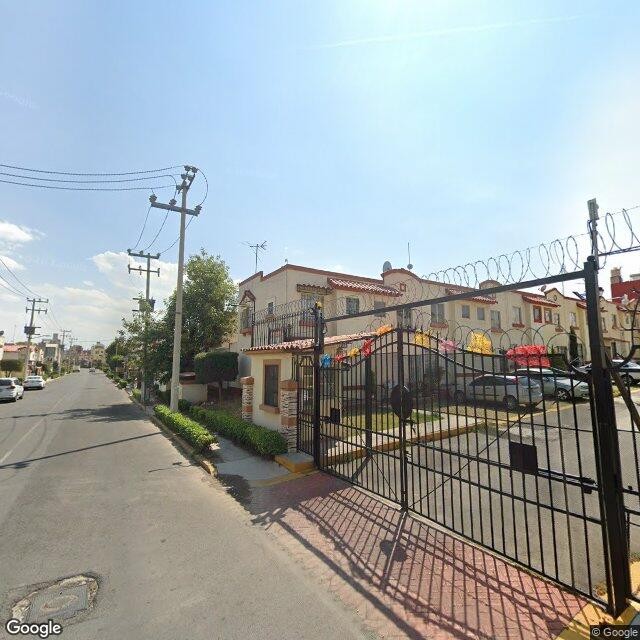 Casa en remate bancario en Villa del Real, Tecámac, Estado de México - foto 2