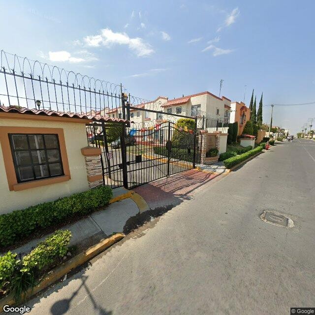 Casa en remate bancario en Villa del Real 6ta Seccio, Tecámac - foto 3