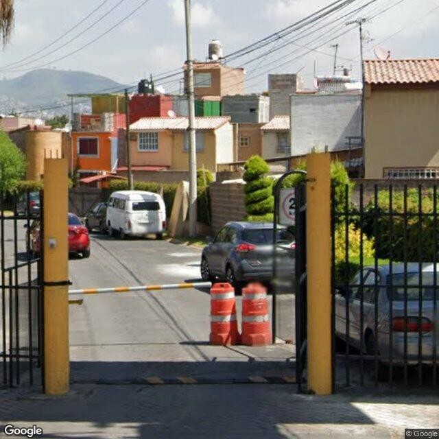 Casa en remate bancario en Hacienda las Palmas I y II, Ixtapaluca - foto 5